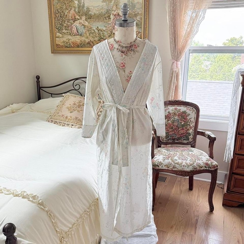 pastel floral robe  80s pastel floral robe Sears‎ size large